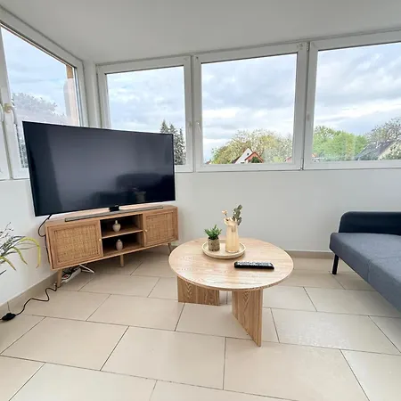80qm- 3 Bedrooms - Fast Wifi- Free Parking- Casa Bella *