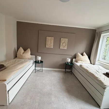 80qm- 3 Bedrooms - Fast Wifi- Free Parking- Casa Bella Apartament Hanower